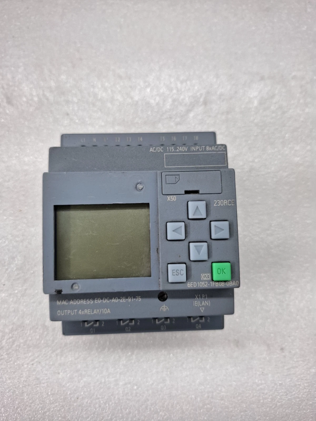SIEMENS 6ED1052-1FB08-0BA0 LOGO PLC FOR PART OR BODY